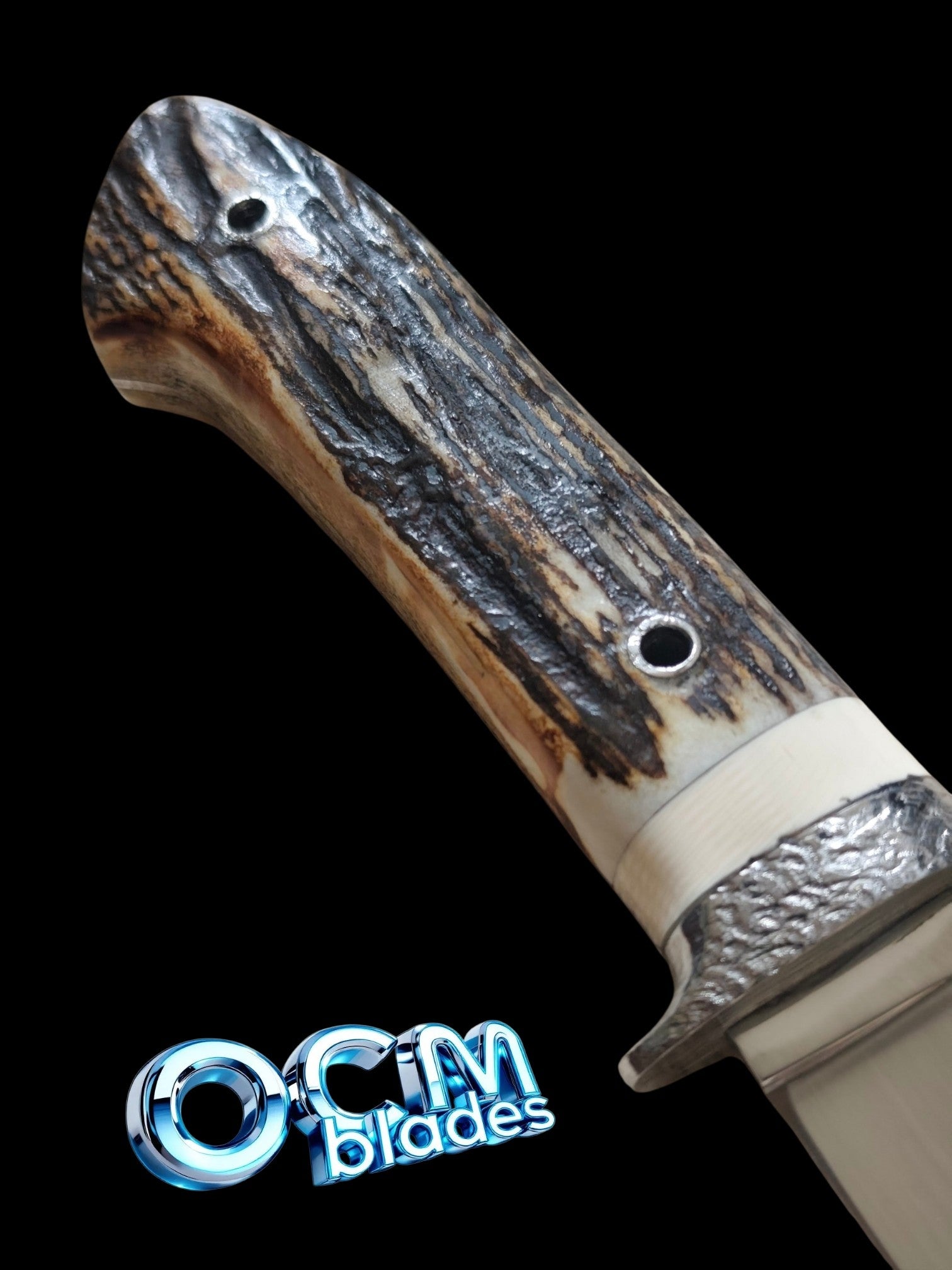 Cuțit de Vânătoare Unicat OCM Blades – Oțel RWL34 & Corn de Cerb